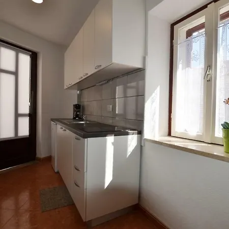 Yulia Guest house