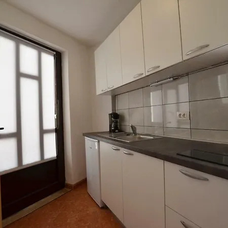 Yulia Guest house